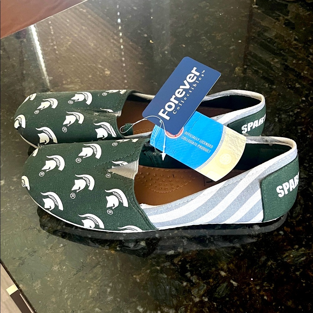 Forever Collectibles Green and Gray Spartans Slip-Ons
